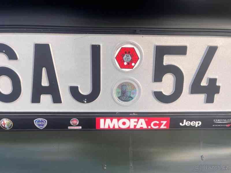 Jeep Renegade 1,4   TMair 170k 4x4 ATX limited - foto 17