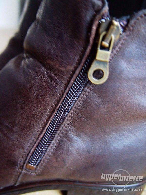 Dámske kožené kotníčkové boty - foto 3