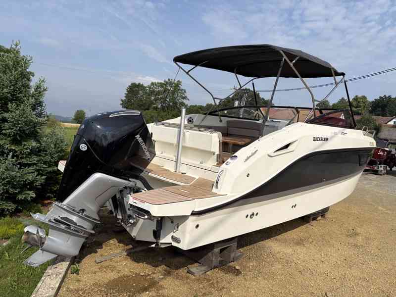 Loď QUICKSILVER ACTIVE 805 CRUISER + Mercury F 300 V8 Verado - foto 5