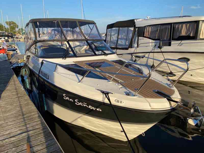 Loď QUICKSILVER ACTIVE 805 CRUISER + Mercury F 300 V8 Verado