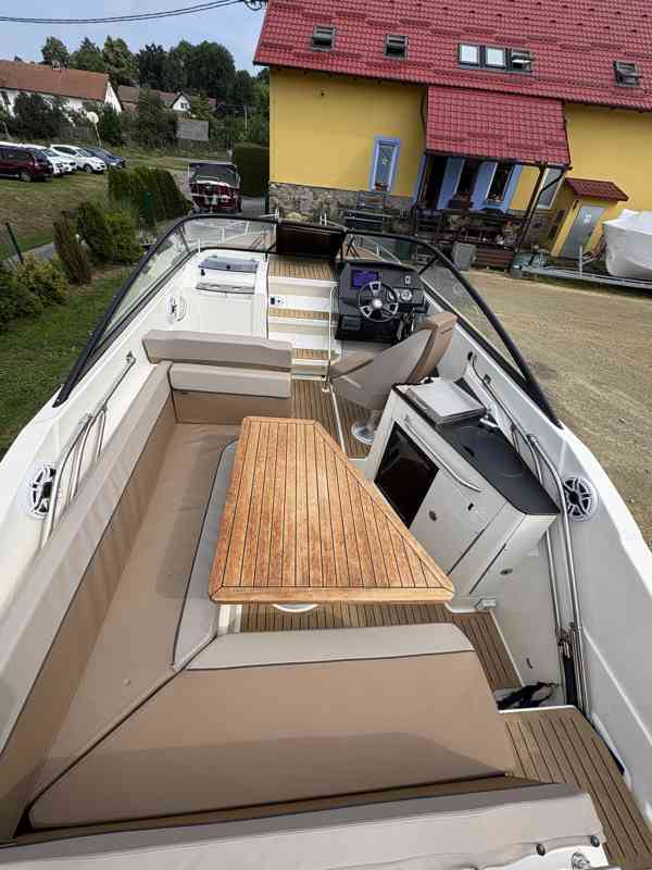 Loď QUICKSILVER ACTIVE 805 CRUISER + Mercury F 300 V8 Verado - foto 6