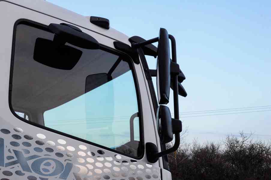 MERCEDES AXOR 1824 HÁKOVÝ NOSIČ KONTEJNERŮ + HYDR. RUKA EU5 - foto 9