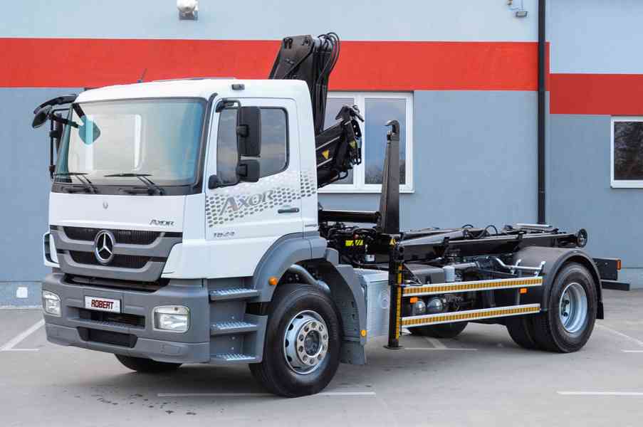 MERCEDES AXOR 1824 HÁKOVÝ NOSIČ KONTEJNERŮ + HYDR. RUKA EU5 - foto 3