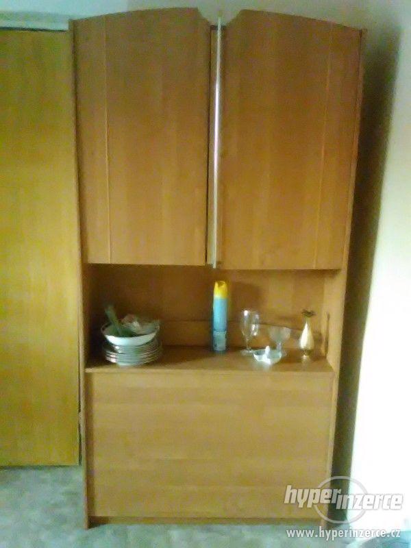 Skříň s peřiňákem - foto 2