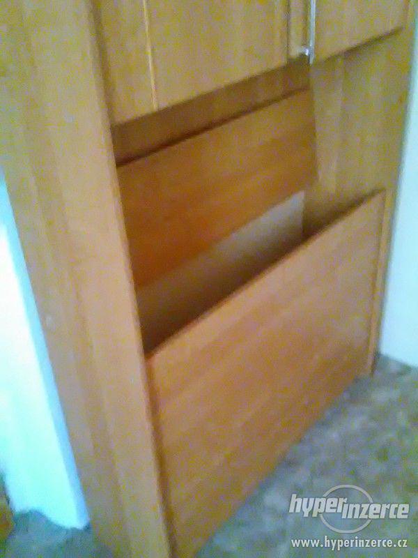 Skříň s peřiňákem - foto 3