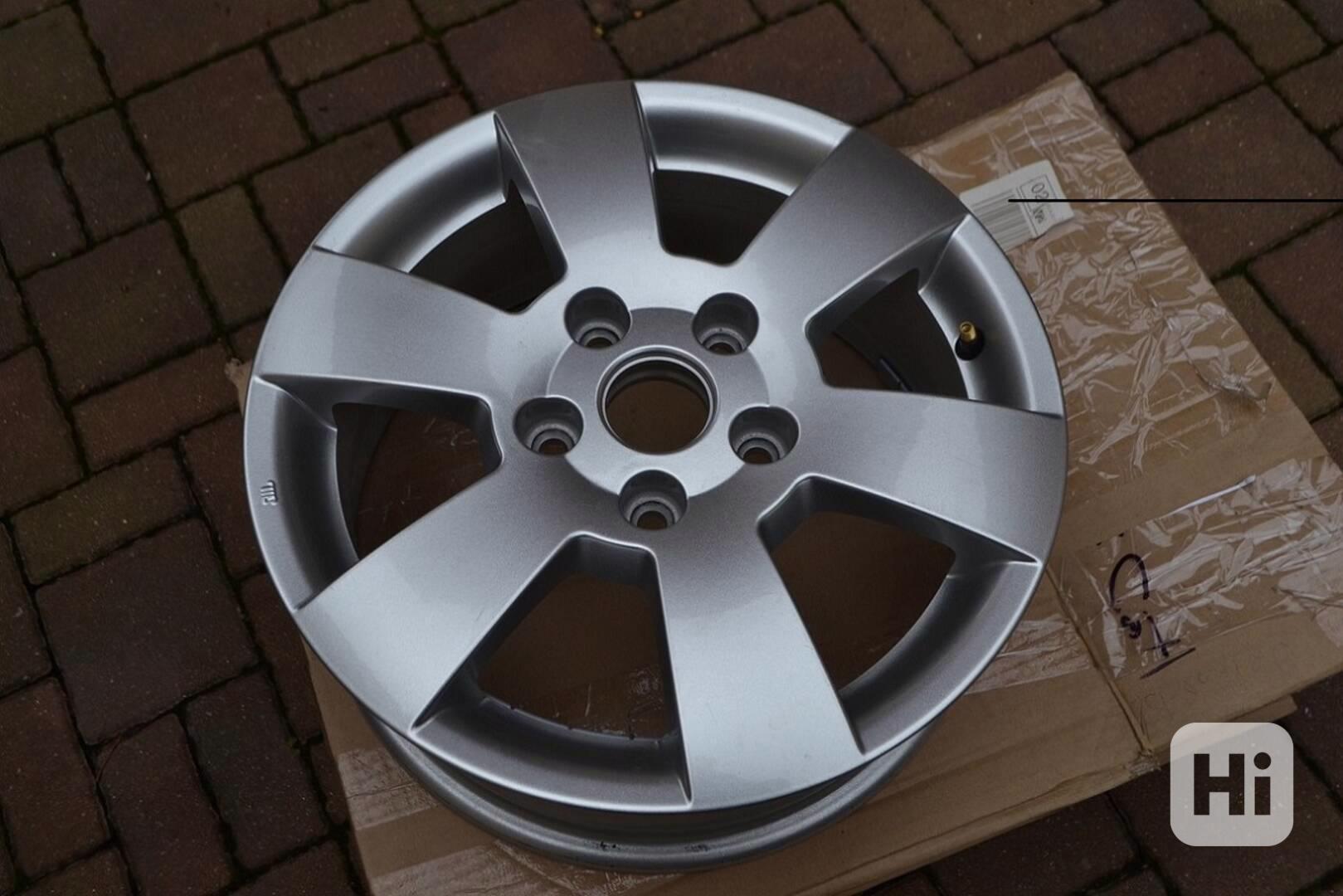 Prodám 3 ks nový alu disk R15 Deimos, Škoda Octavia II. - foto 1