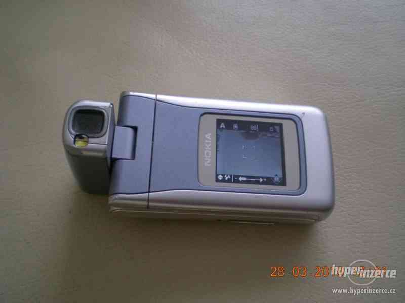 Nokia N90 - historické telefony z r.2005 od ceny 950,-Kč - foto 23