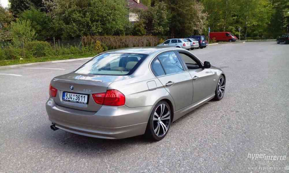 BMW 325i e 90 facelift - foto 2