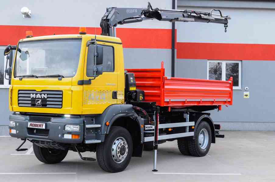 MAN TGA 18.280 4X4 TŘÍSTRANNÝ SKLÁPĚČ + HYDR. RUKA - EURO4 - foto 84