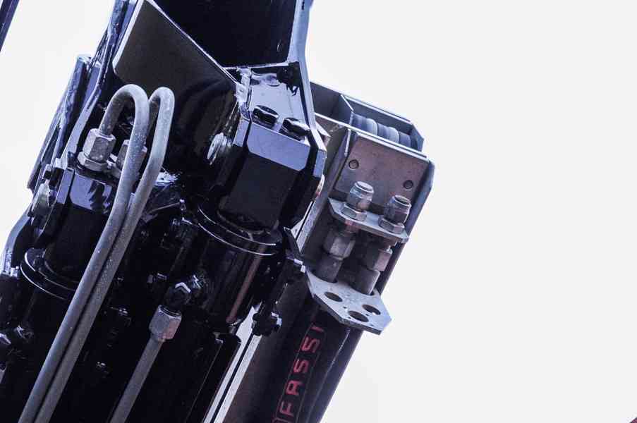 MAN TGA 18.280 4X4 TŘÍSTRANNÝ SKLÁPĚČ + HYDR. RUKA - EURO4 - foto 92