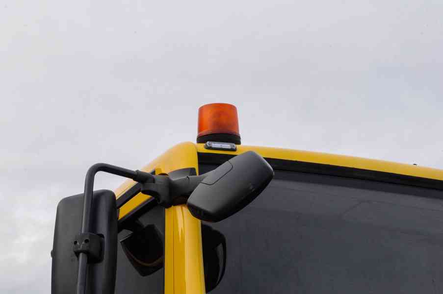 MAN TGA 18.280 4X4 TŘÍSTRANNÝ SKLÁPĚČ + HYDR. RUKA - EURO4 - foto 30