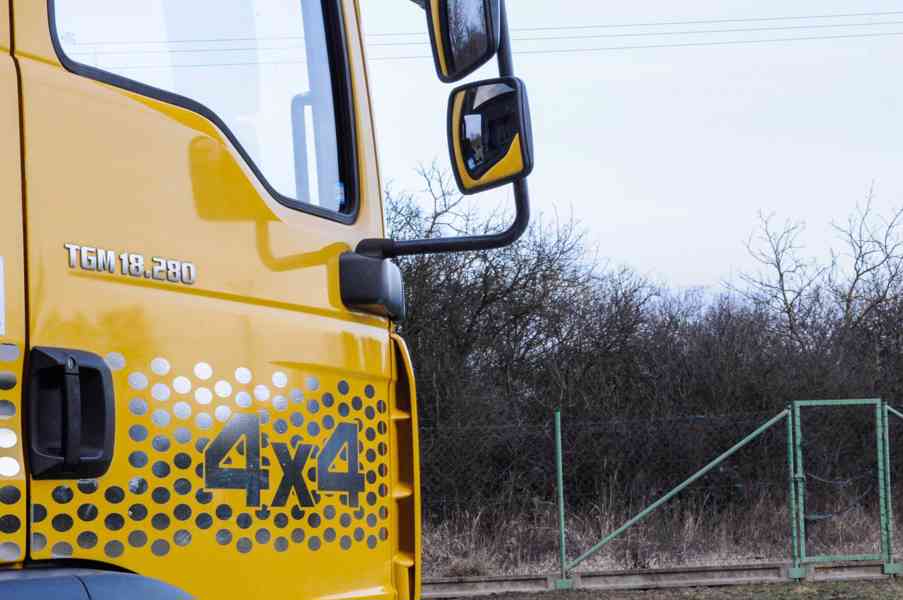 MAN TGA 18.280 4X4 TŘÍSTRANNÝ SKLÁPĚČ + HYDR. RUKA - EURO4 - foto 75
