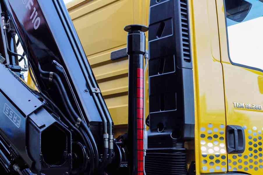 MAN TGA 18.280 4X4 TŘÍSTRANNÝ SKLÁPĚČ + HYDR. RUKA - EURO4 - foto 76