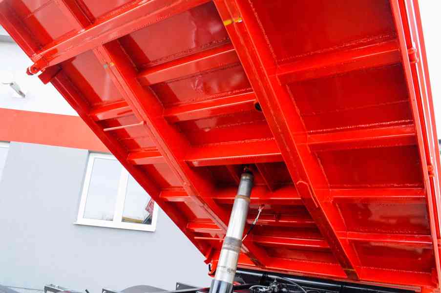 MAN TGA 18.280 4X4 TŘÍSTRANNÝ SKLÁPĚČ + HYDR. RUKA - EURO4 - foto 67