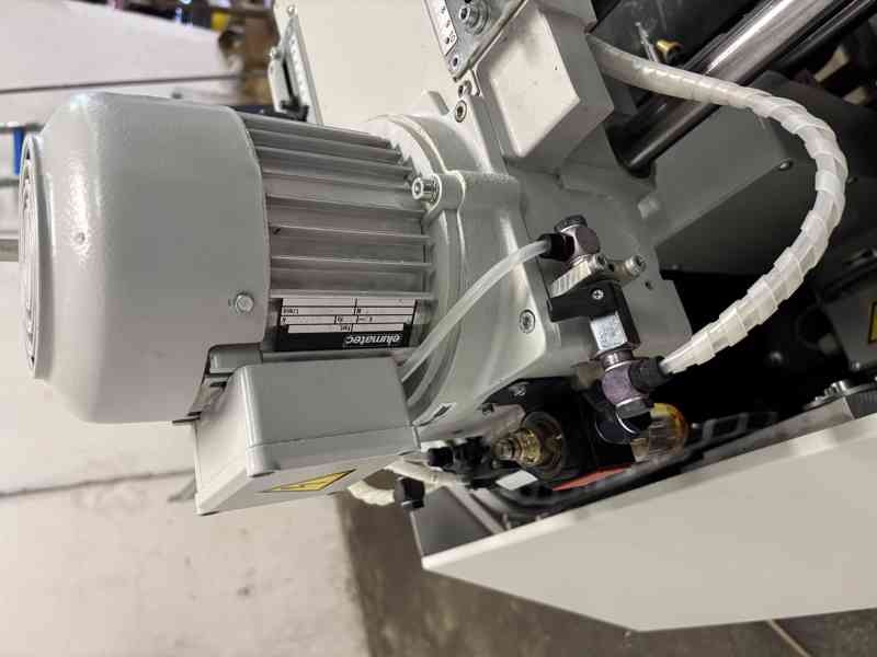elumatec KF 178 Třívřetenová kopírovací fréza   - foto 14