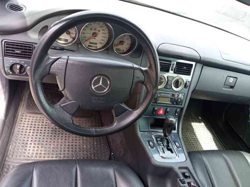 Mercedes-Benz SLK 230 - foto 9