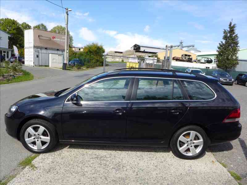 Volkswagen Golf 1,2 TSI DIGI KLIMA, SERVIS - foto 8