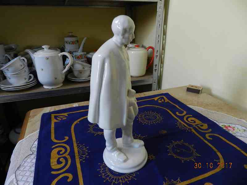 Hezká bílá Soška Kazatel Bohemia Nová Role E. Fischer - foto 7