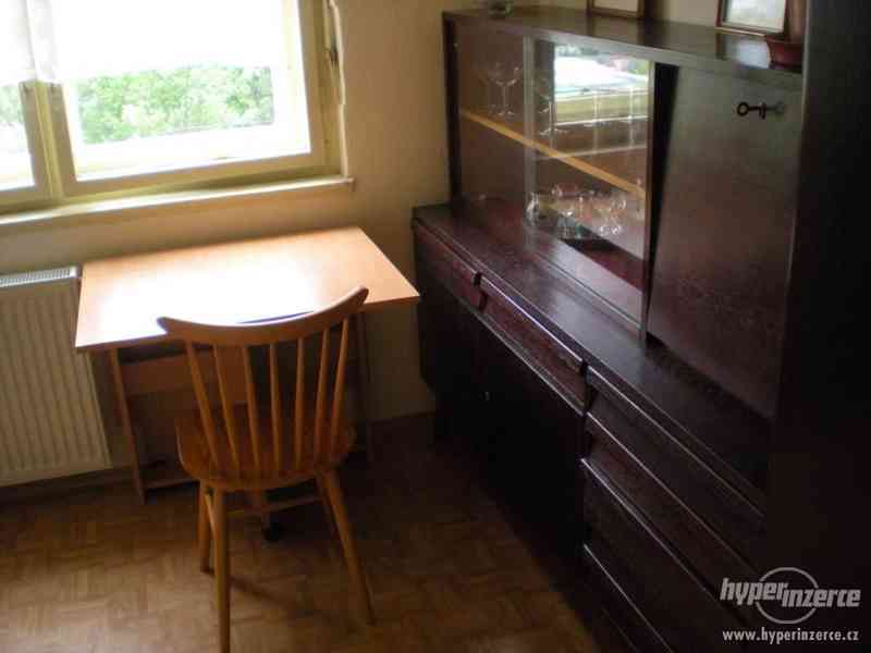Pronájem bytu 2+1 v RD sauna, terasa, balkon Záběhlice-Spoři - foto 4