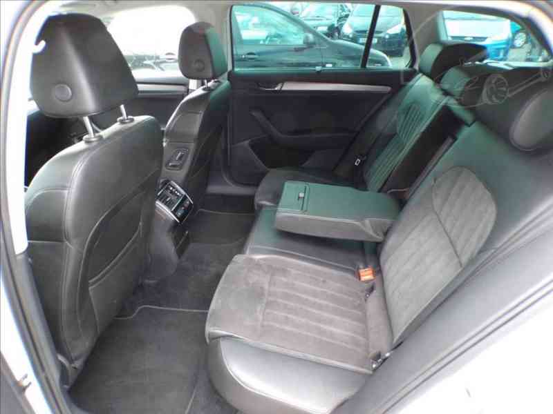 Škoda Superb 2,0 TDI 140KW STYLE,DSG - foto 10