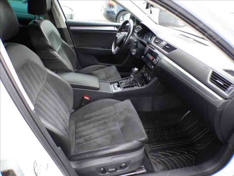 Škoda Superb 2,0 TDI 140KW STYLE,DSG - foto 13
