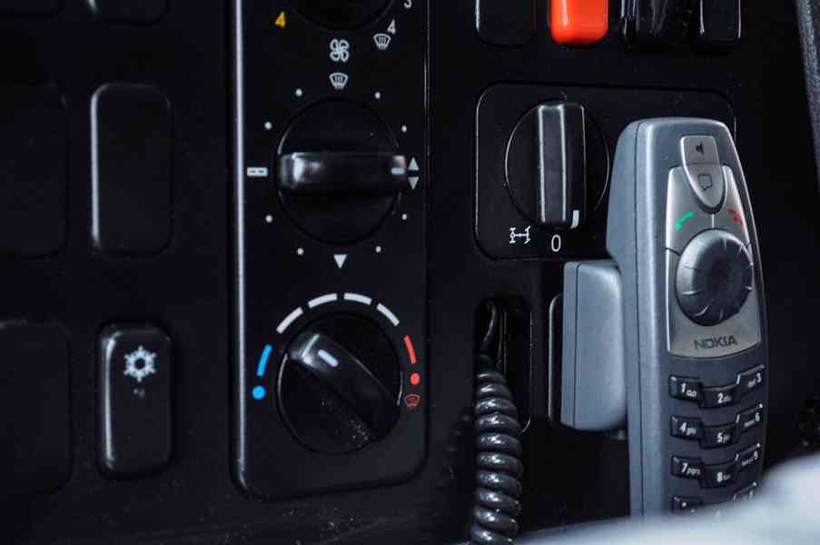 MERCEDES ATEGO 1222 TŘÍSTRANNÝ S3 - SKLÁPĚČ - VYKLÁPĚČ EURO5 - foto 59