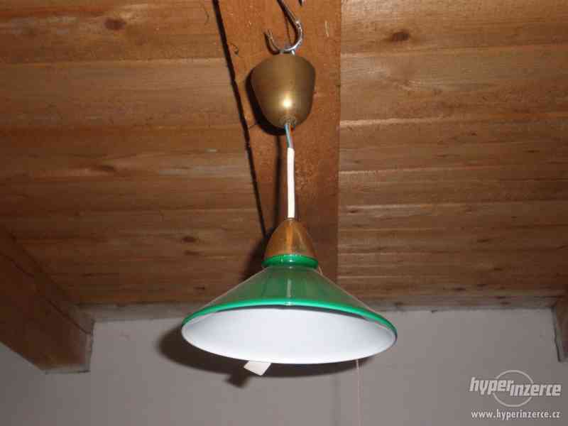 lampa se zeleným stínidlem - foto 1