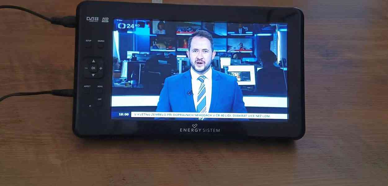 Přenosný 9" multimediální přehrávač / TV / monitor ES TV3190 - foto 1