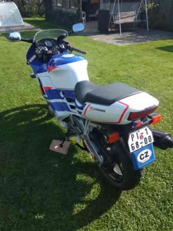 Honda CBR 600 F2 - foto 3