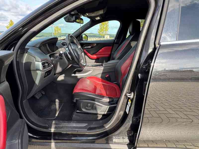 Jaguar F-Pace 3,0   d R-Sport - foto 5