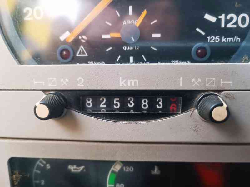 MAN nákladí automobil - foto 3