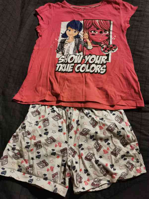 Pyžamo vel. 110-116 Kouzelná Beruška