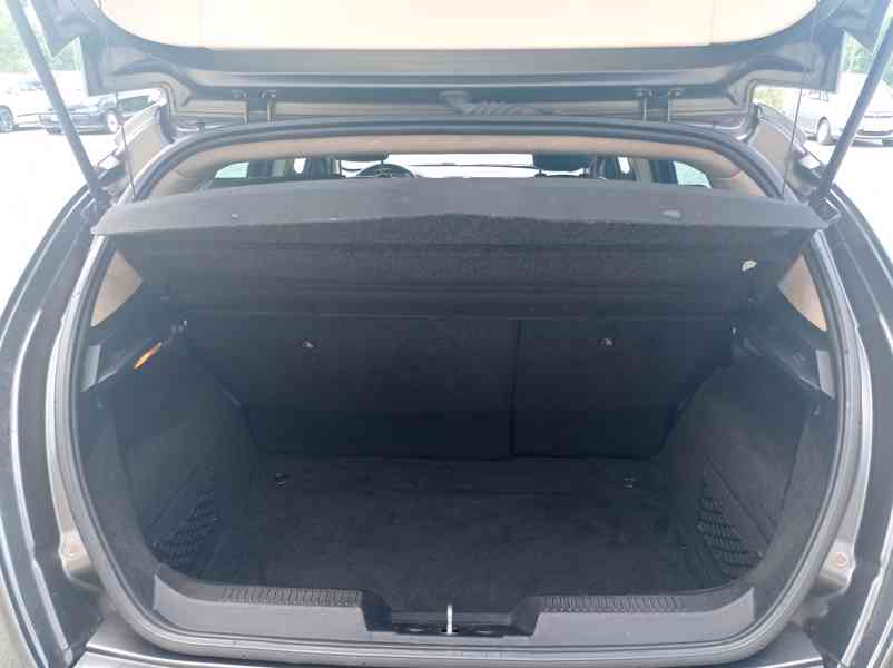 Lancia Delta 1.6 MJET 16V 1maj/ServKnih - foto 13