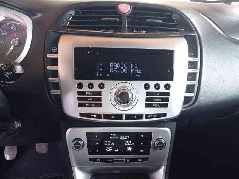 Lancia Delta 1.6 MJET 16V 1maj/ServKnih - foto 21