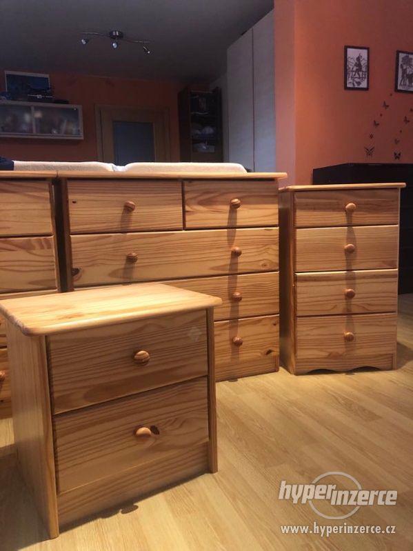 Dětský pokoj z masivu borovice - foto 1