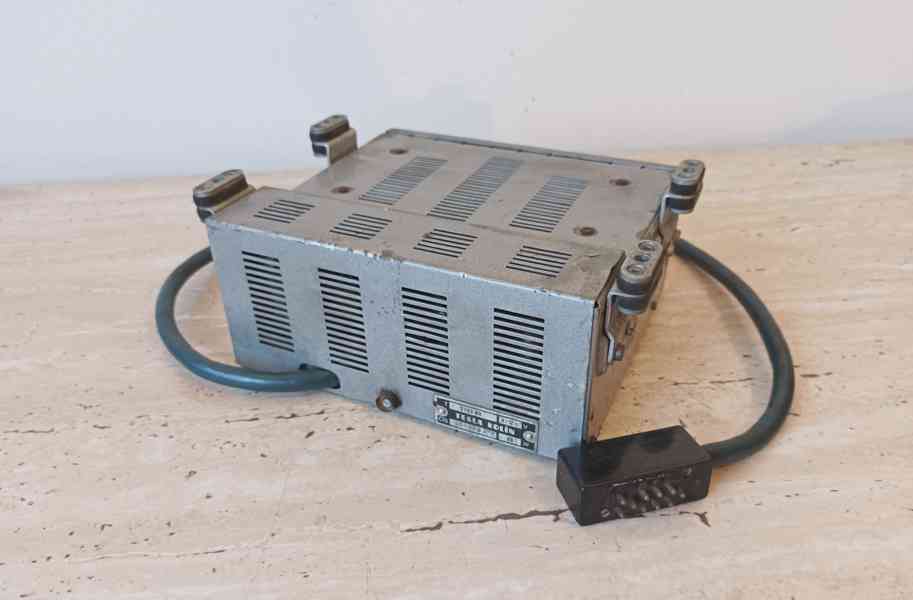 Staré autorádio Tesla 2103BV "Luxus" v krásném stavu  - foto 9