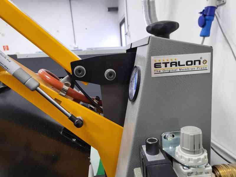 Stroj na digitální potisk textilu Epson SureColor SC-F2100 - foto 7
