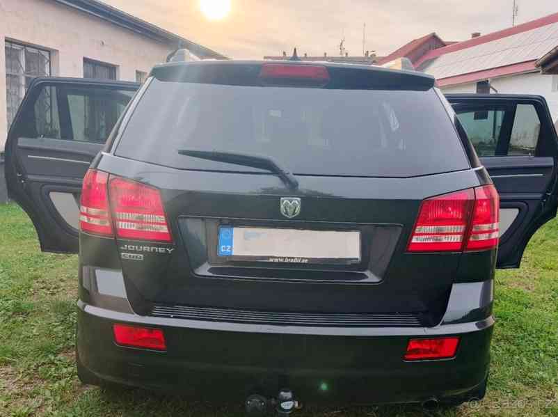 Dodge Journey 2,0 - foto 14
