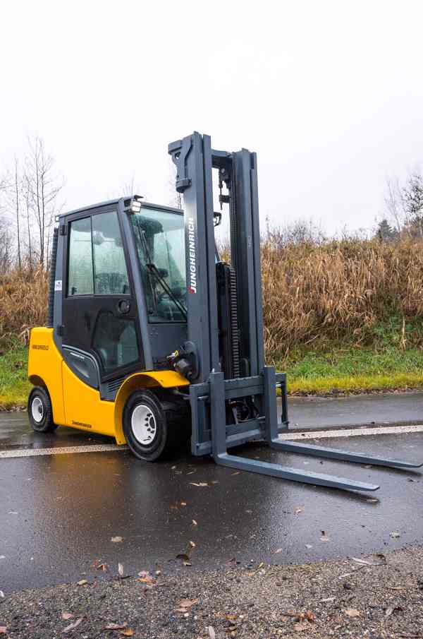 Vysokozdvižný vozík Jungheinrich DFG 435s - foto 10