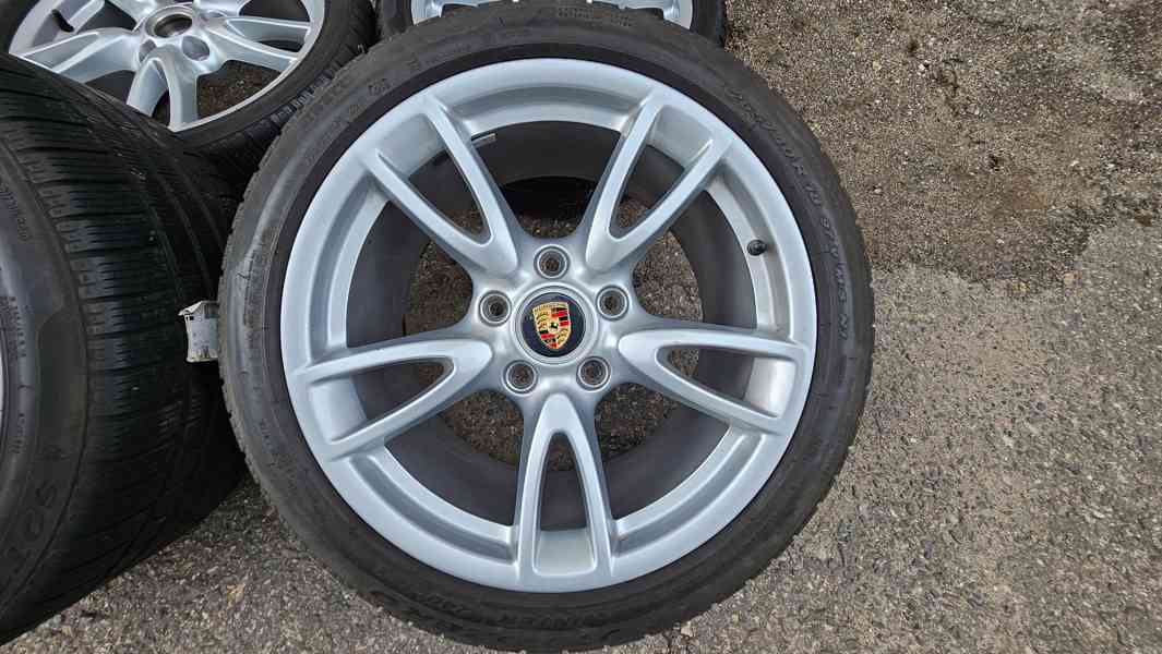 🏁 ALU kola originál Porsche 18” – komplet sada s pneu Pirel - foto 1