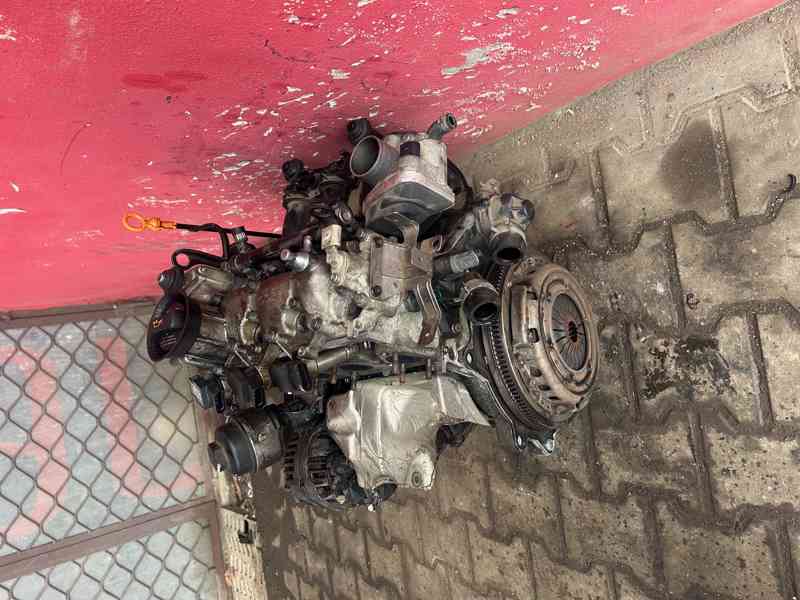 Motor 1,2 HTP 40KW kód AWY VW, Škoda, Seat komplet - foto 3
