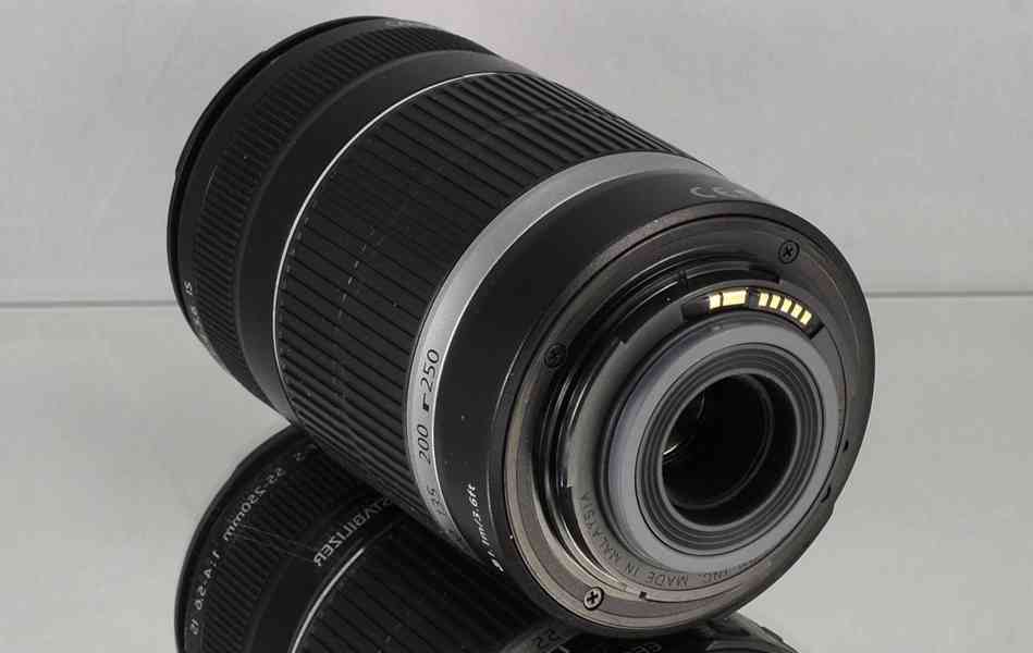 Canon EF-S 55-250mm f/4-5.6 IS - foto 5