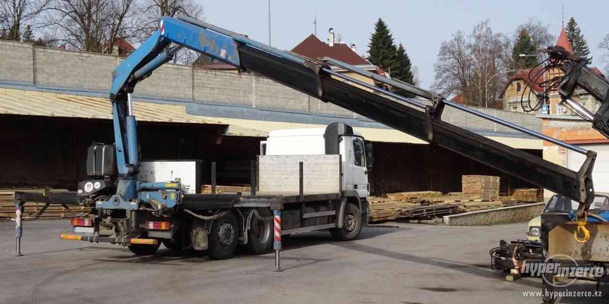 Hydraulická ruka FASSI F 170.A23 r.2004 rádio, dosah 10,1m - foto 3
