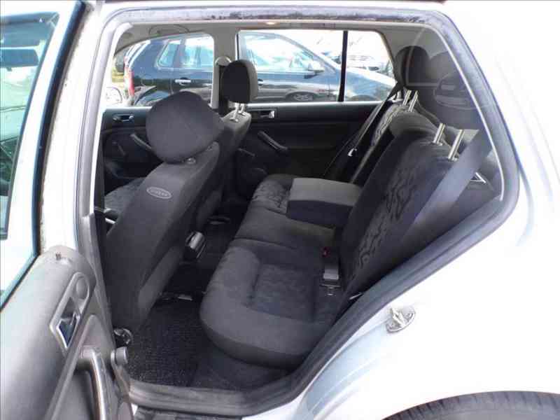 Volkswagen Golf 1,4 i KLIMATIZACE - foto 9