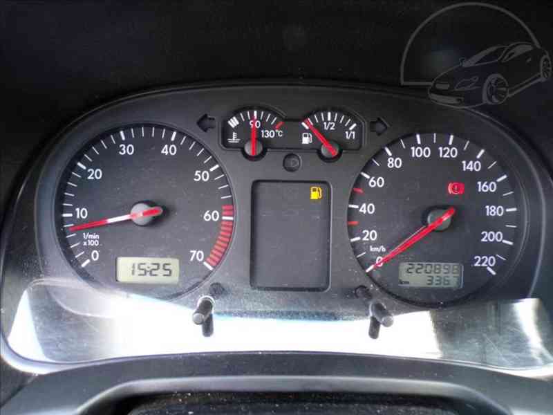 Volkswagen Golf 1,4 i KLIMATIZACE - foto 6
