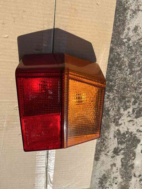 ŠKODA FAVORIT - FORMAN zadní světla - foto 3