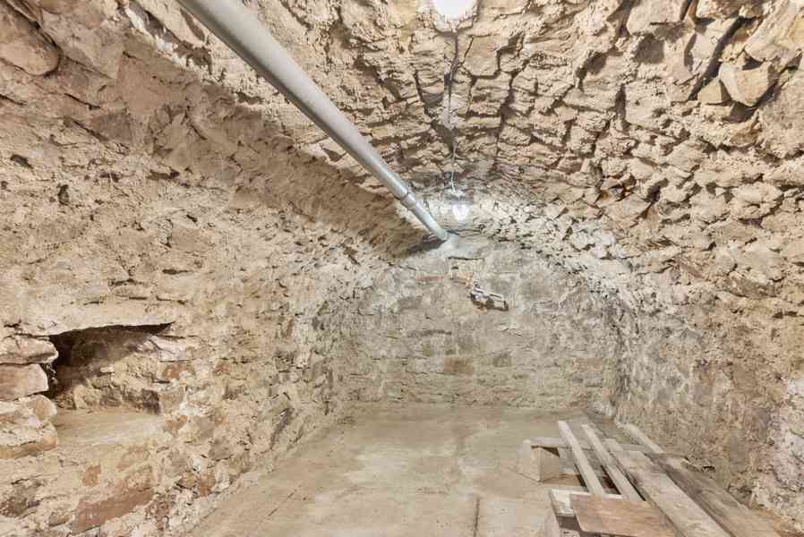 Prodej domu v obci Mokrouše, atraktivní investiční potenciál - foto 28
