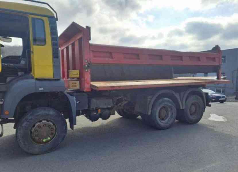  6x6 sklápěč 33/26t MAN TGA, upínací deska - foto 4
