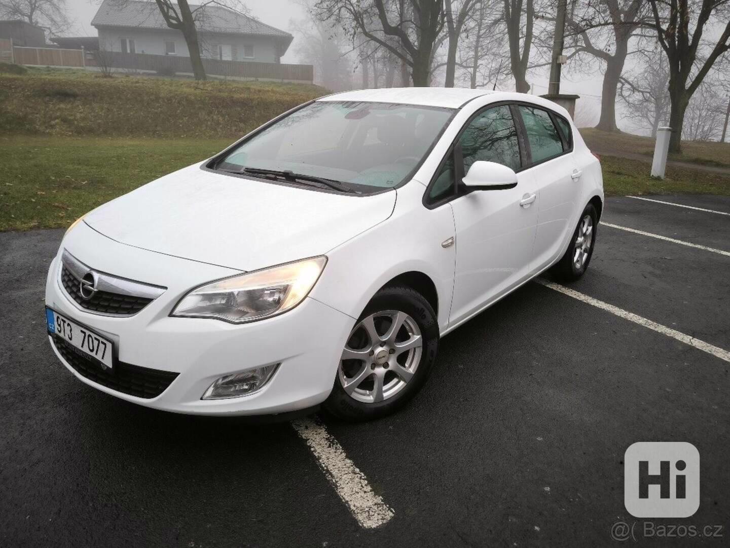Opel Astra 1,7   DT - foto 1