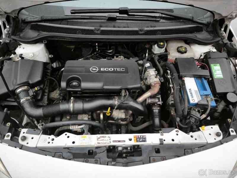 Opel Astra 1,7   DT - foto 12